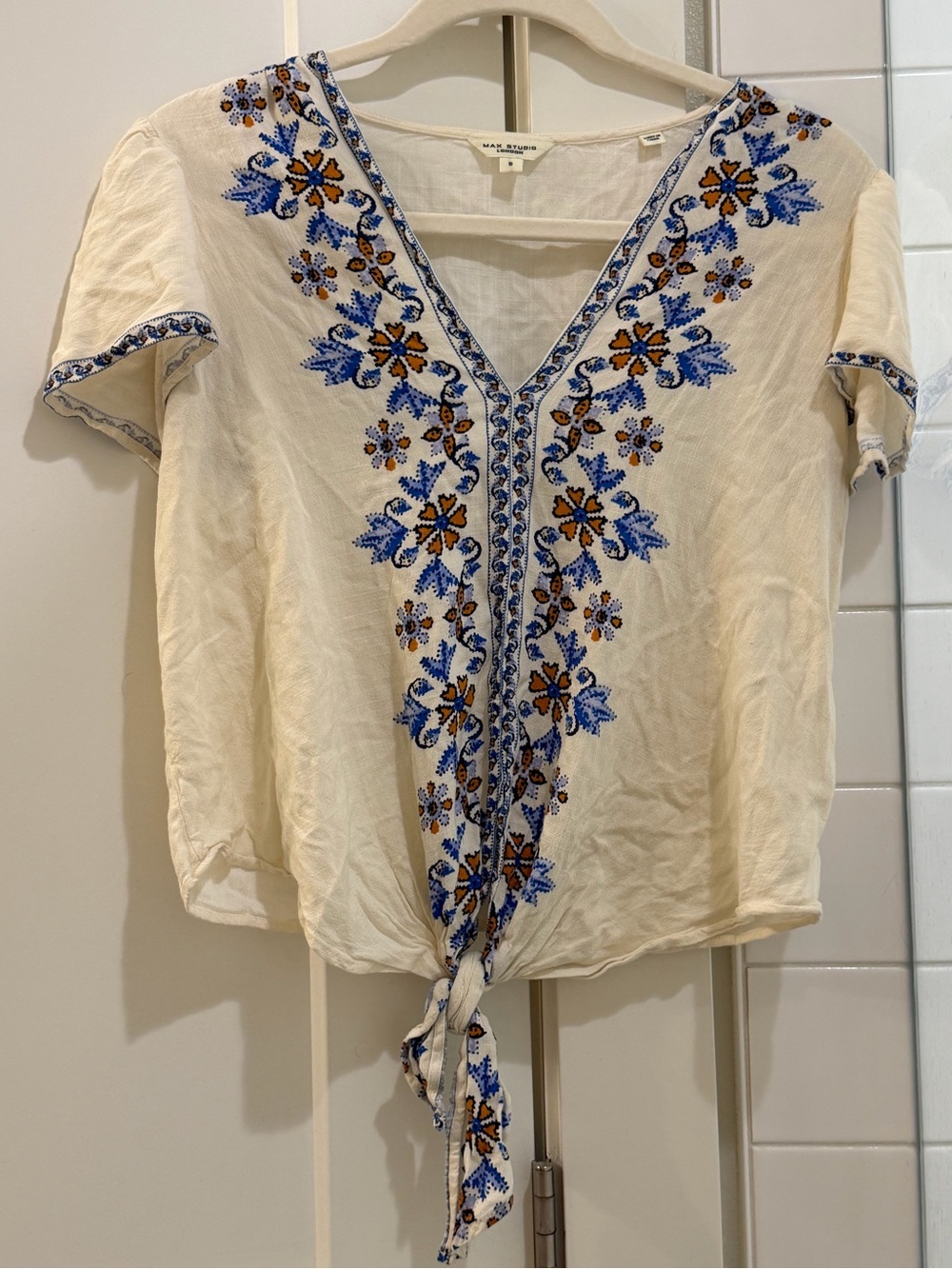 Max Studio Cream Tie-Front Embroidered V-Neck Blouse